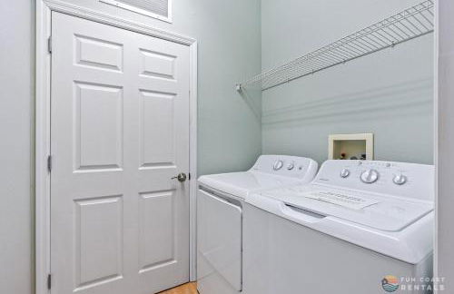 ON Flagler Avenue! Dog Friendly with Balcony and Parking Walk to the Beach! - Foto 24