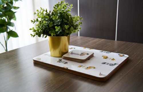 1 BDR Apt By Caledonia Luxe Stays Short Lets & Serviced Accommodation Lanark - Photo 12