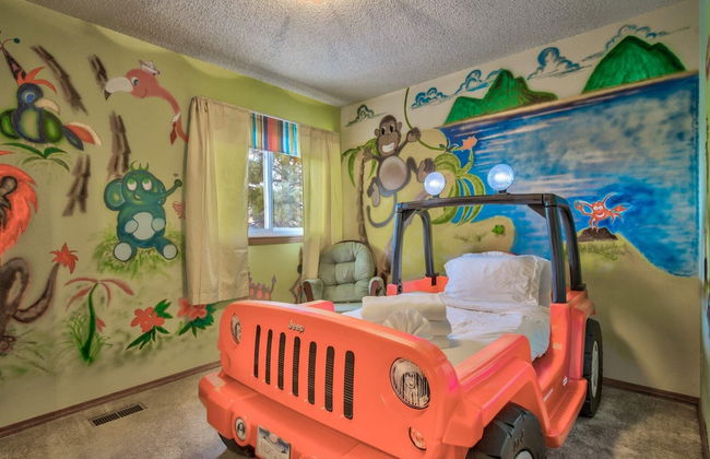 4BR Spacious & Comfortable Mid-term & Corporate Rental - Photo 6