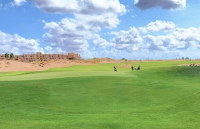 Stylish 2-bed Apartment Overlooking the Fairways - Foto 18