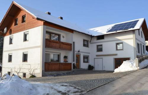 Pleasant apartment in Karlsfeld - Photo 2