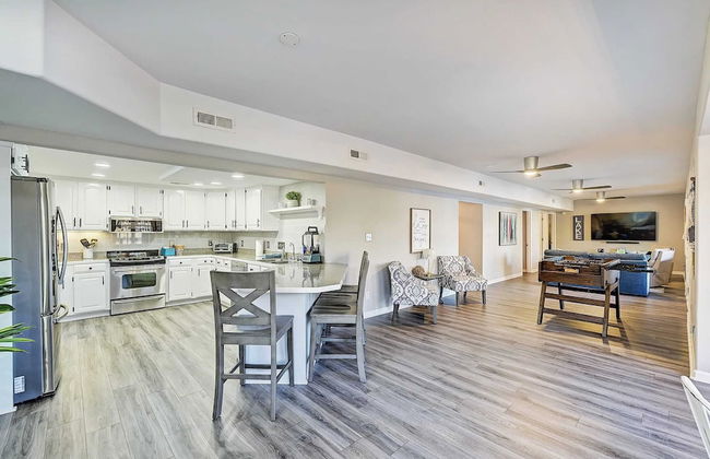 Oasis at Ballycastle by Avantstay Private Beach - Photo 10