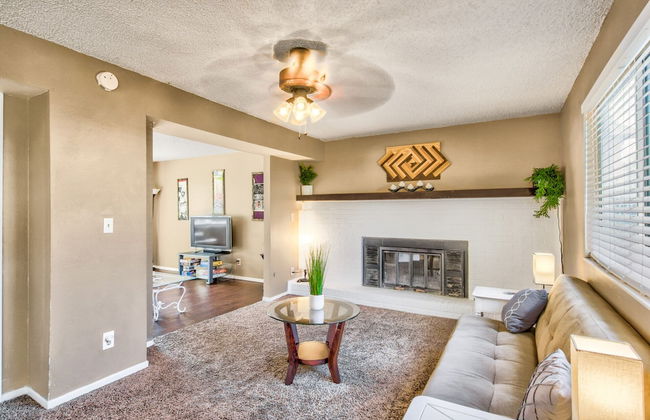 4 BR Country Home In Suburbs W/trails & Parks - Foto 21