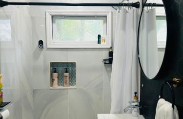 Fancy Studio Private Entrance - Foto 23