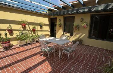 Family home with pool and garden in Tudela center - Photo 52