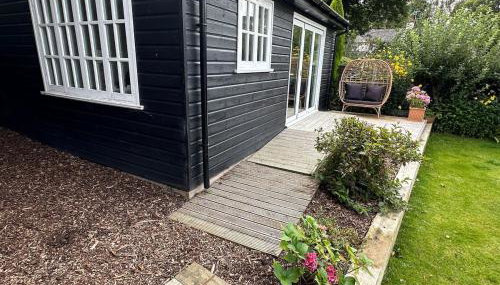 Peaceful Garden Cottage - Foto 3