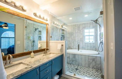 Duke's Hawaiian Surf Haven - Foto 28