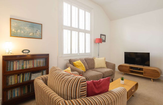 Host Stay Chatsworth Court Apartment - Photo 2