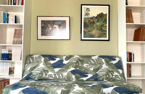 4BR Newly Renovated Retreat Tranquil Coastal Haven - Photo 17