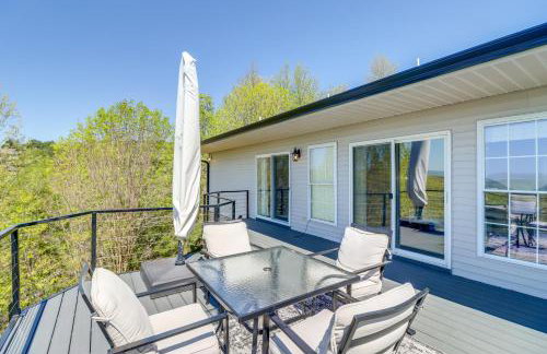 Charming Edgemont Home with Deck and Lake Views! - Foto 24