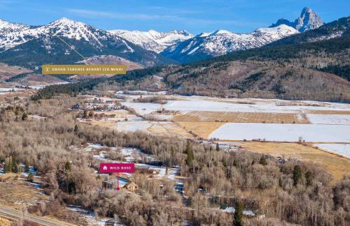 Upscale Couple's Getaway Hot Tubs - Foto 28