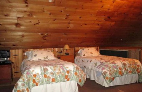 Lovely Log Cabin with Spectacular Mountain Views in Brandon, Vermont - Foto 17