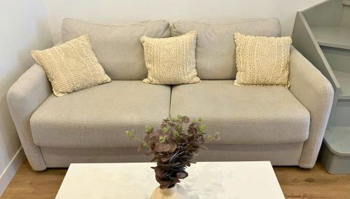 Beau Duplex moderne et calme - gare & centre - idéal pro-couple-famille - Foto 2