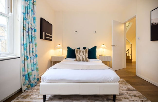 The South Hampstead Hideaway - Stylish 6bdr Home - Photo 30