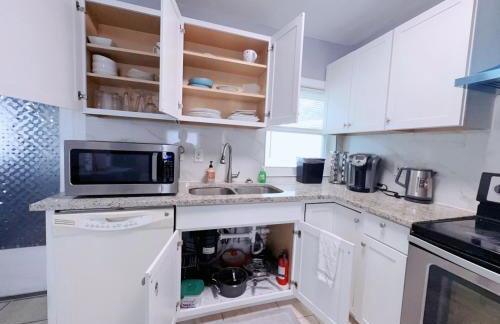 2 COZY BeDRooM WITH HUGE YARD - Photo 11