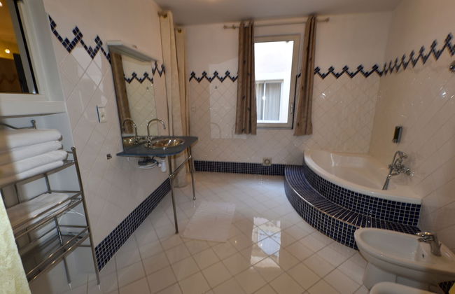 A L'OMBRE DU PALAIS - Photo 66