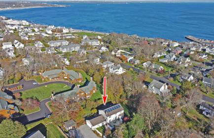 Entire Home in Narragansett - Photo 3