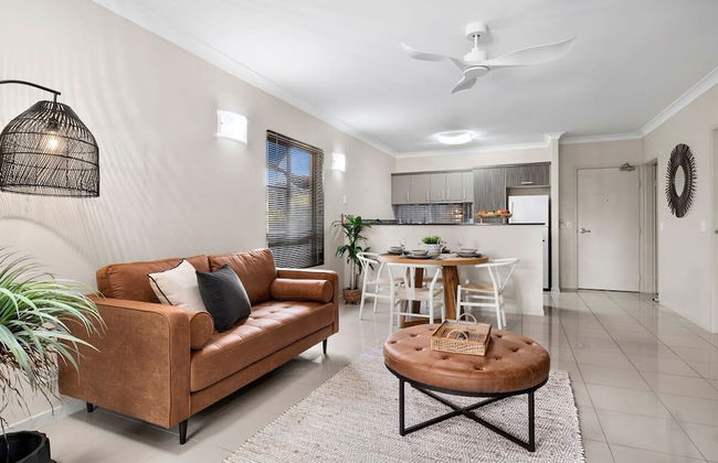 Lux Cairns - 9 Pools BBQ and Gym - Foto 5