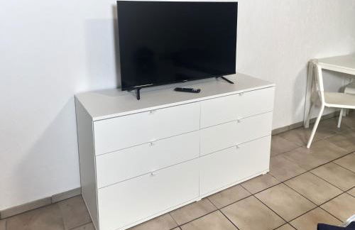 bookandstay24 Groß-Zimmern 2 Zimmerwohnung mit Küche und Terrasse bei Darmstadt, Frankfurt, RheinMain Gebiet - Foto 13