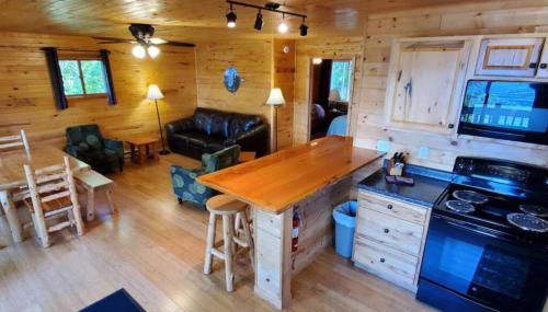 Lakeside 2 Bedroom Wolf's Den Cabin On Kab - Foto 3