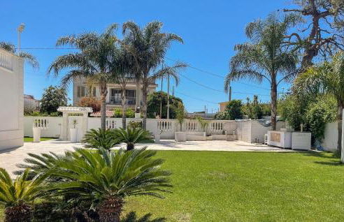 1 Bedroom Awesome Home In Leporano - Foto 13