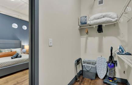 Downtown Loft- Pool -Free Parking -2026 World Cup - Foto 11