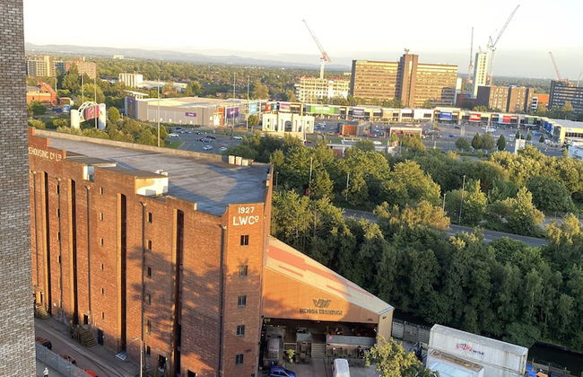 Manchester Terrace Retreat-cinema & Free Parking - Foto 38