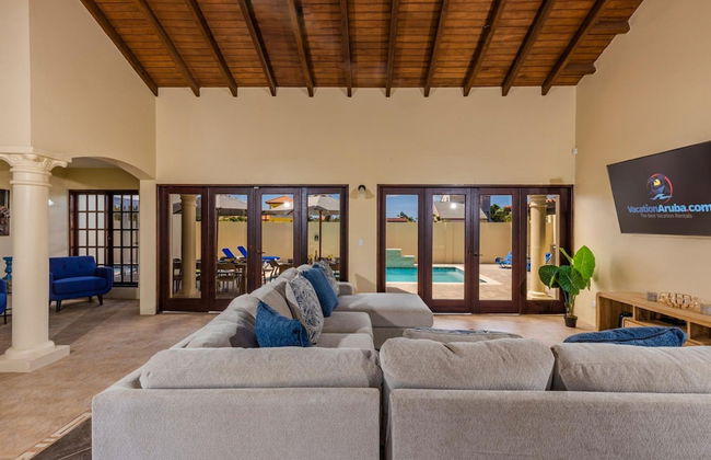 Large 5BR Villa With Private Pool Near Eagle Beach - Photo 13