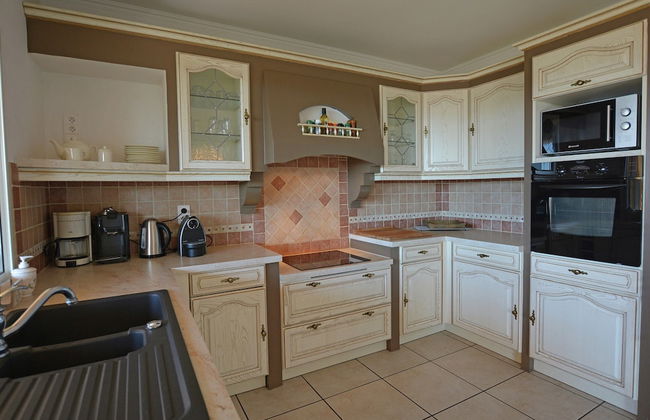 Beautiful Villa in Vidauban With Seasonal Pool - Foto 36