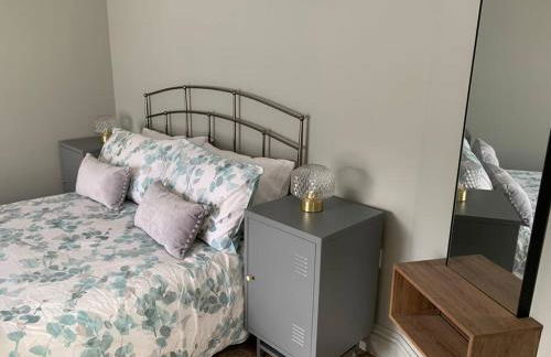 No 11, Fishguard, Ideal for beach, coastal path and town! - Photo 28