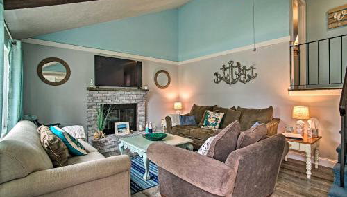 Walk to Haigis Beach Cape Cod Retreat with Deck! - Foto 5