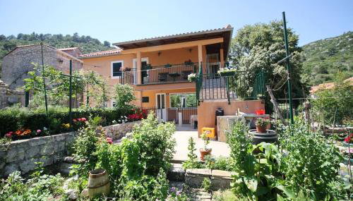 LILY's Peaceful Oasis- BRAND NEW - Foto 1