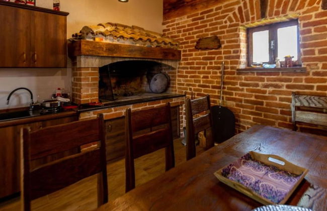 Peaceful Murvica Villa Pool, Garden, and Modern Comfort - Photo 26