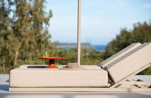 Reveli Suites - Photo 13