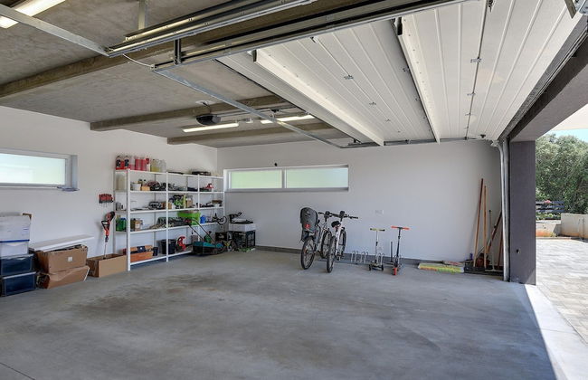 Apartment in Croatia Near Adriatic Coast - Photo 16