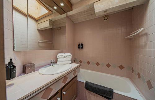 Appartement 71m2 près de Megève, à 200m télécabine la Princesse, local à ski, 2 chambres, parking couvert - Foto 27