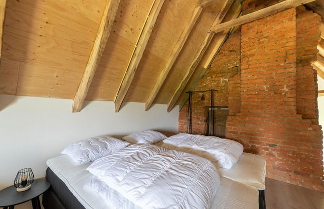 Comfortable Holiday Home in Voorst in a Tranquil Location - Photo 11