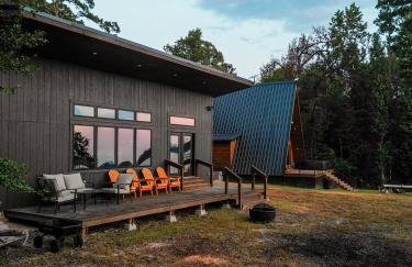 Newly Renovated, Cozy Mid-Lake Cabin Sleeps 10 - Foto 34