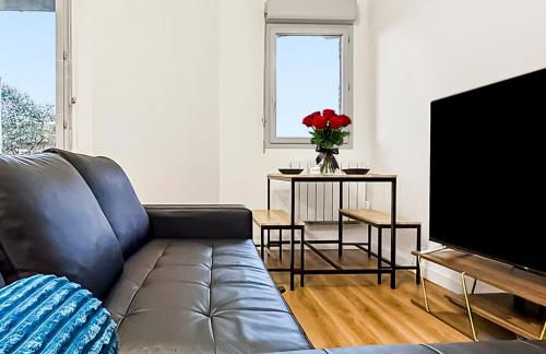 Duplex moderne et lumineux avec piscine et parking - Foto 1