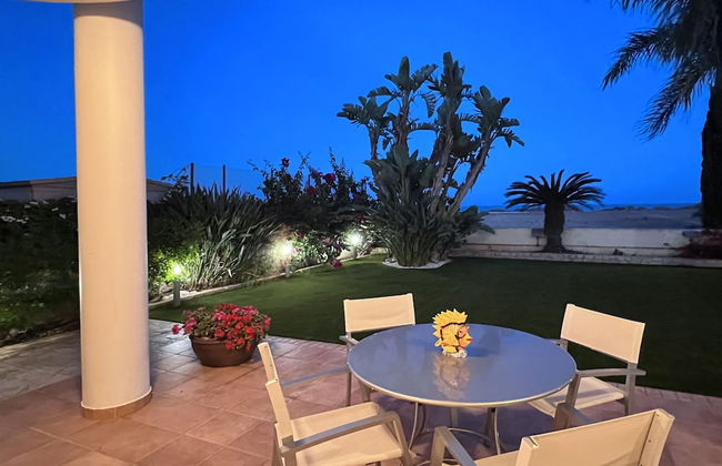 Larnaca Chelidonia Seafront Villa - Foto 17