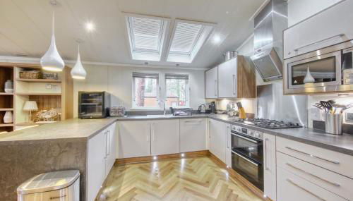 New Forest lodge - 194 NO PETS - Foto 5