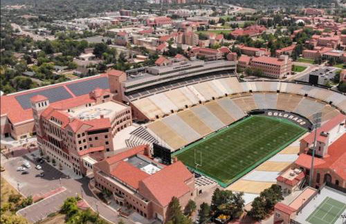 The Tyrolean Cabin. Panoramic Views. Hot Tub. - Photo 16