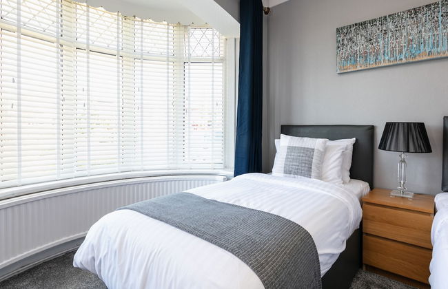 Rest & Recharge - Koi House - Photo 2