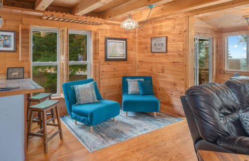 Luxury Cabin 45 Min to Asheville Hot Tub & Fire pit - Foto 13