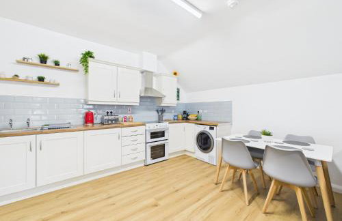 Kings Corner - Photo 4