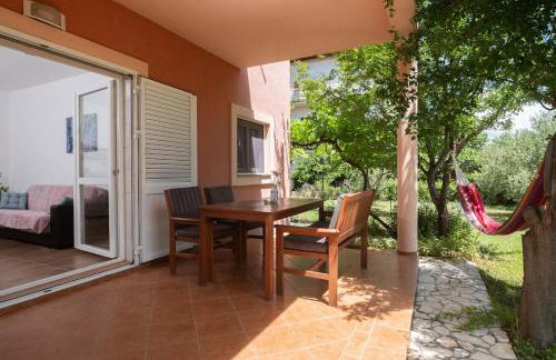 Whole estate just for you, 20m from sandy beach - Photo 9