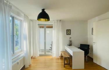 Fly Inn Apartment Berlin - Foto 1