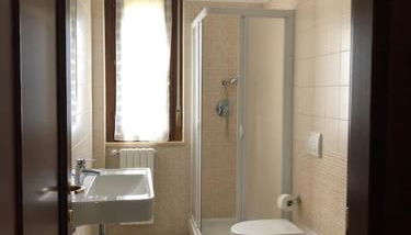 Appartamento residenziale con posto auto privato - Foto 5