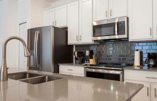 La Vita E Bella 4 Bedroom Storey Lake Condo - Foto 57