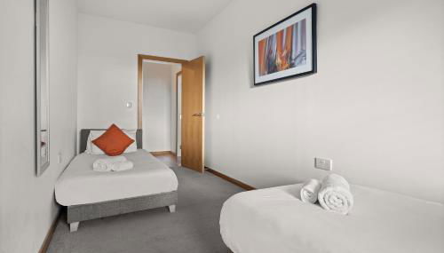 Comfortable 2BR Swindon Long Stay - Foto 5